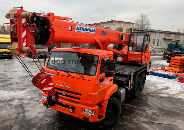 Автокран КС-55713-5К-3 (25т) «КЛИНЦЫ» на шасси КАМАЗ-43118