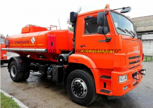 Бензовоз Камаз 43253  8 куб